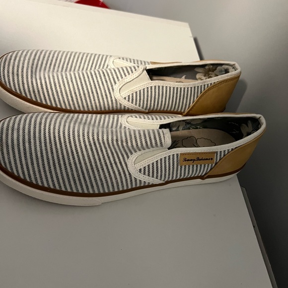 Brand new shoes never worn size 10 - Picture 2 of 2